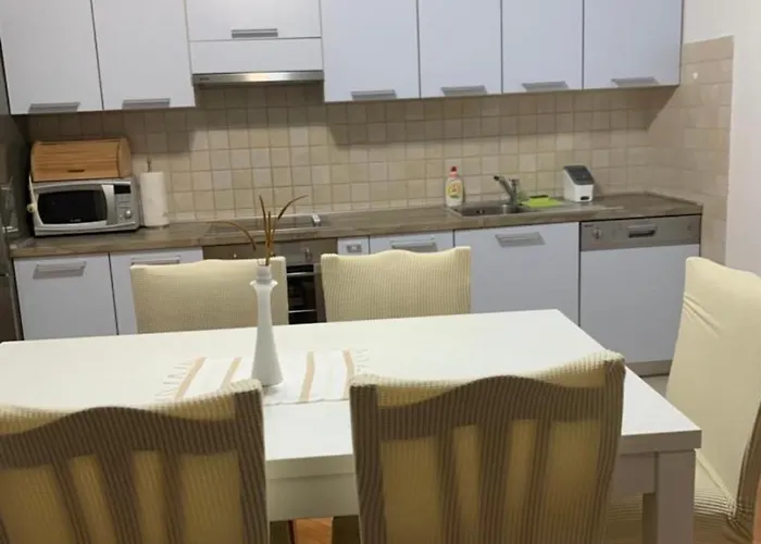 Ika * Biograd Na Moru